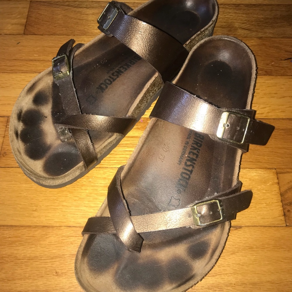 BROWN BIRKENSTOCKS